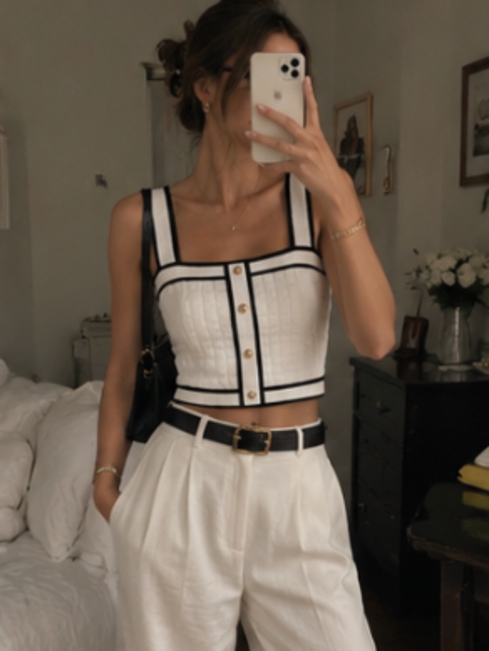 preppy XS cream and black top